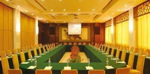 Guangdong Yingbin Hotel-free Fair Shuttle Bus 4* Guangzhou