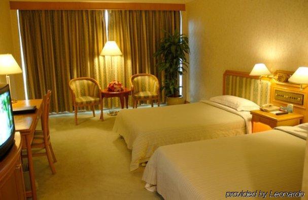 Zengcheng Hotel 4*