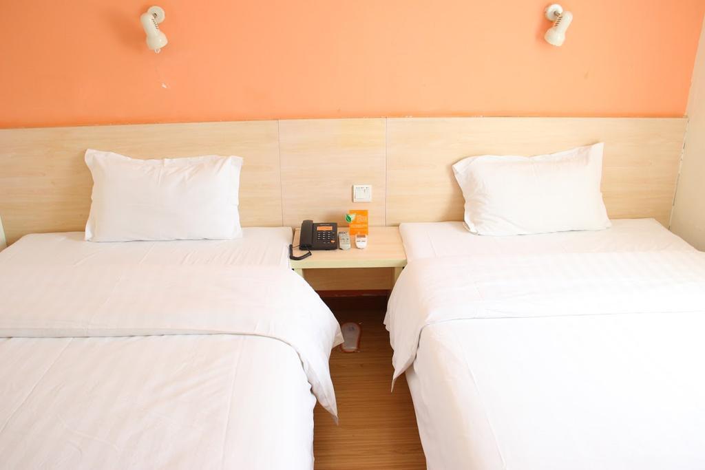 Hotel 7days Panyu Shiqiao Underground 2*