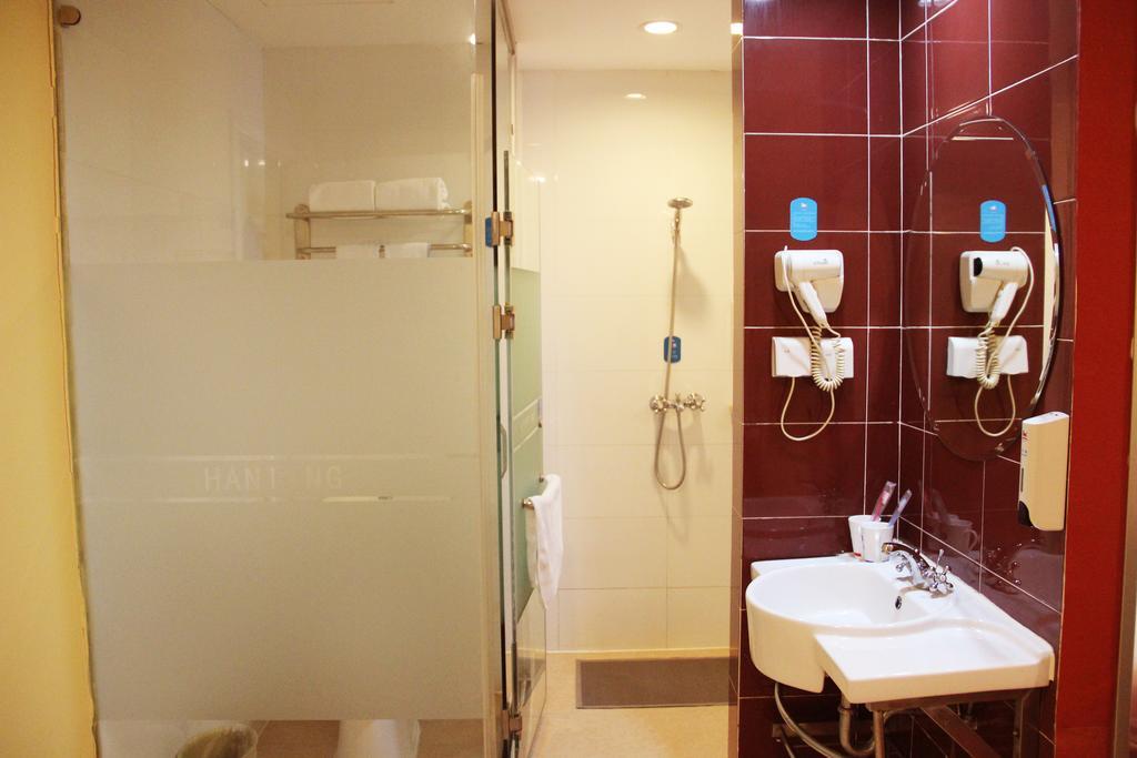 Hanting Express Yanzi Gang Branch 2* Guangzhou