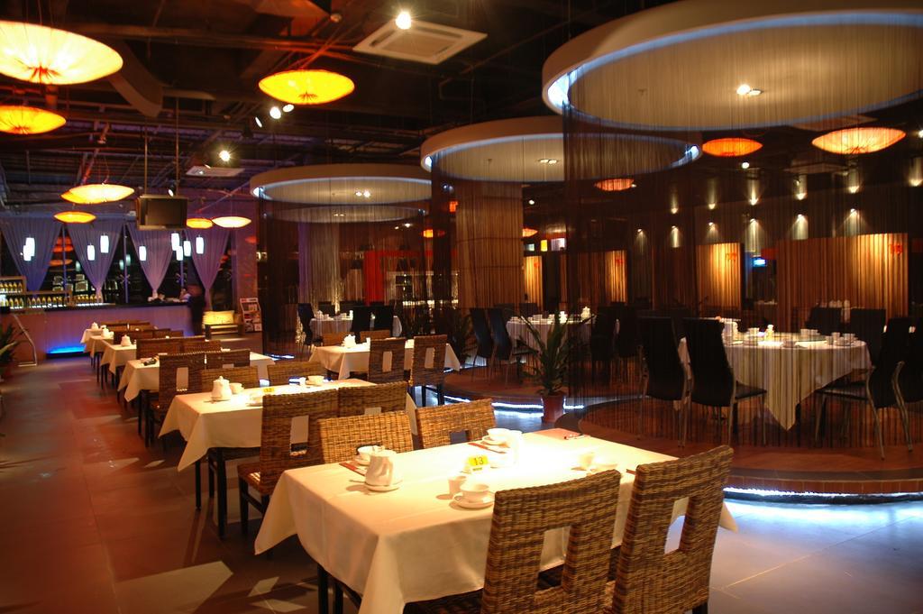 Shenglong Hotel