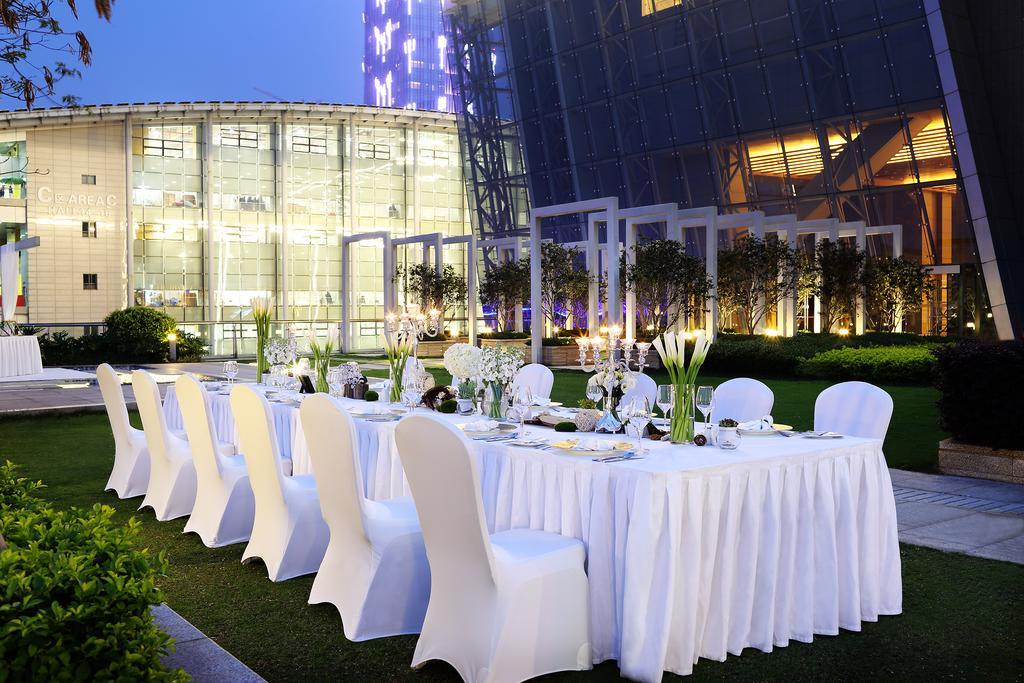 Langham Place - Walking Distance To Fair & Overseas Buyers Registration Service 5*