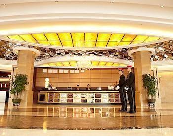Hotel Yuekai 4*