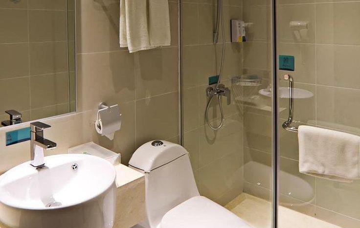 Comfort Xintang Huarun Wanjia Branch Hotel Canton
