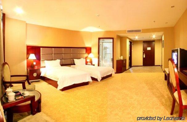 Hotel Grand Kingdom 3*