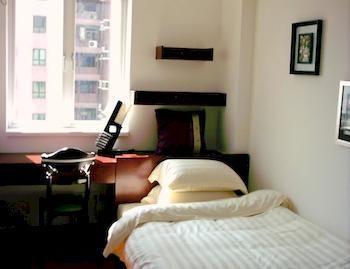 Xinghui International Hotel 4*