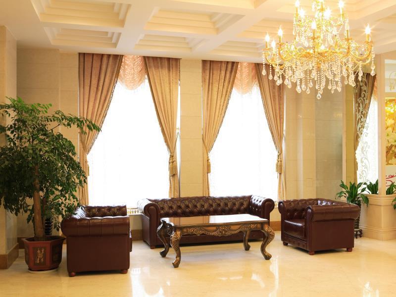 Yunhai International Hotel 4*