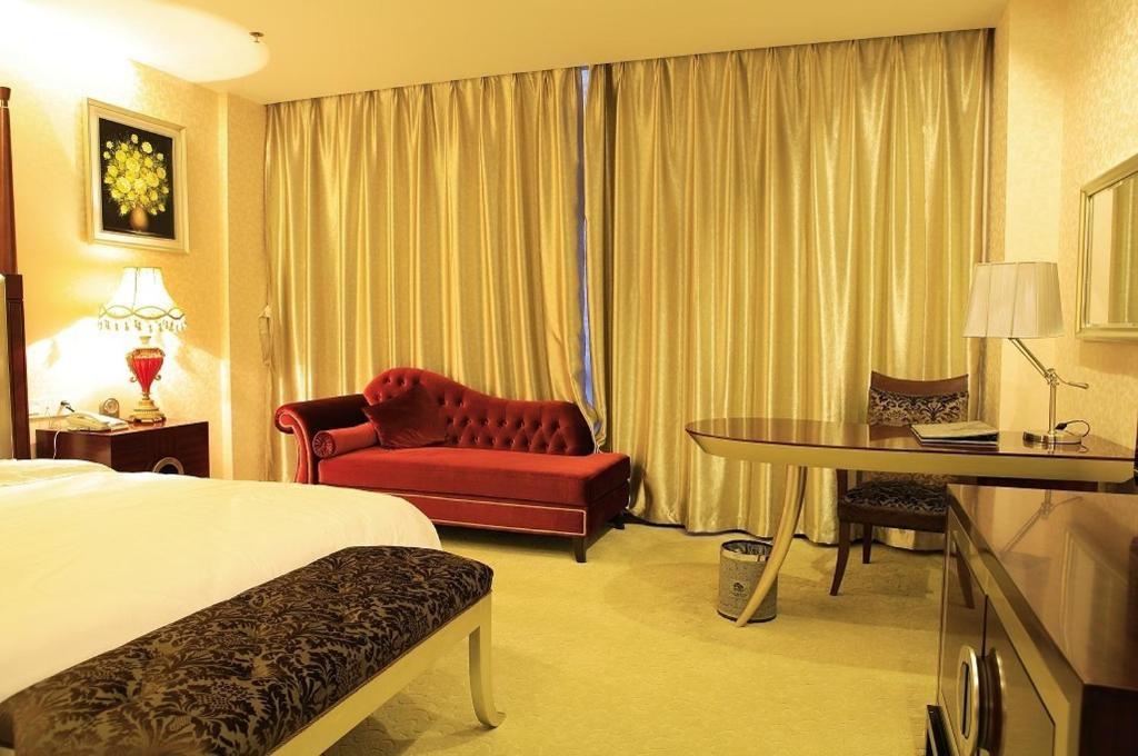 Yunhai International 4*