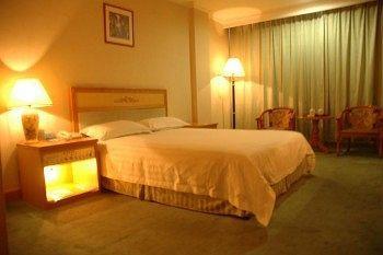 Phoenix Mountain Hotel 4*