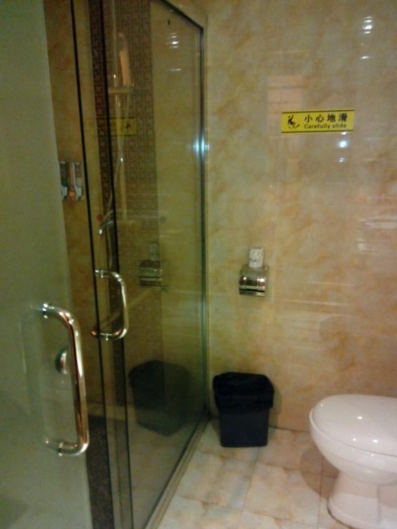 Manhattan Hotel Guangzhou Hotel 3*