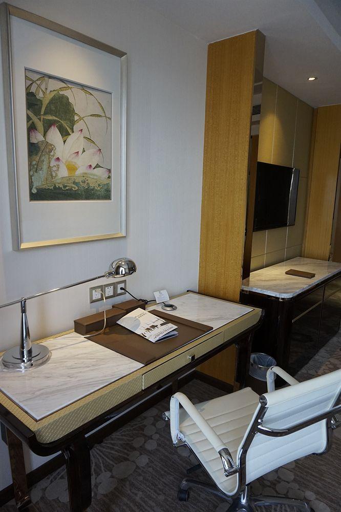 Manguo Internation Hotel 5*