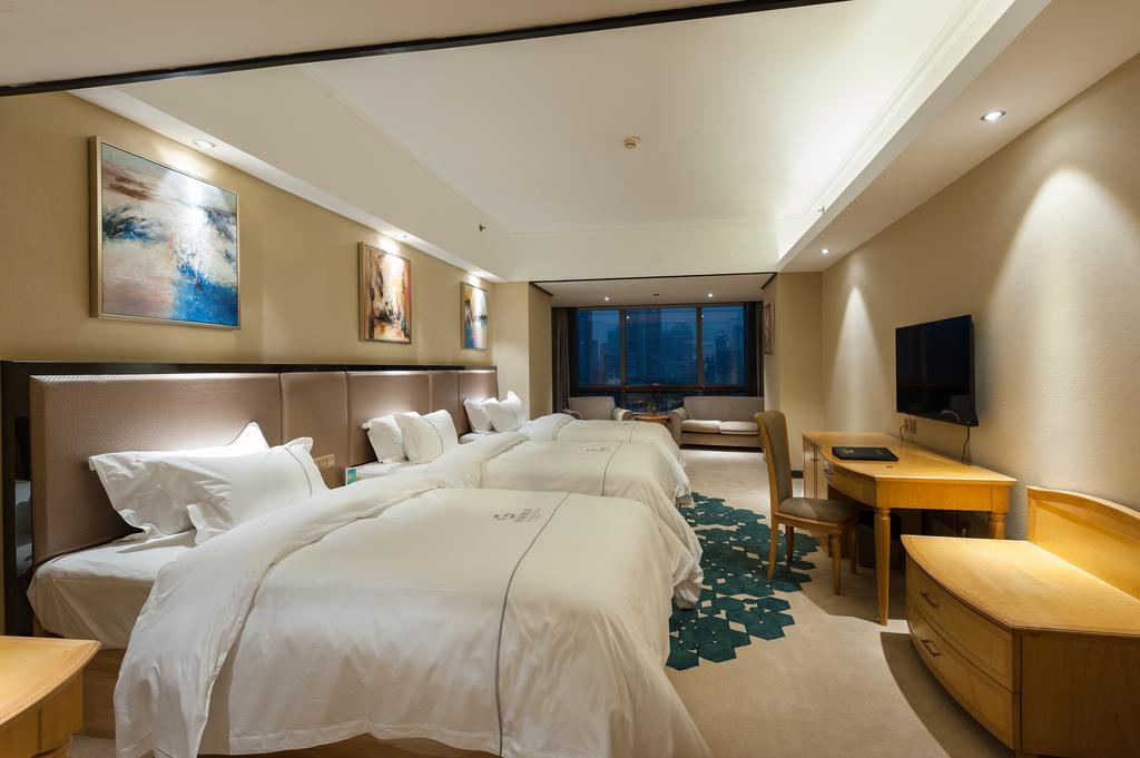 Hotel Gangrun Beijing Road Branch 4*