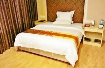 Manhattan Hotel Guangzhou Hotel 3*