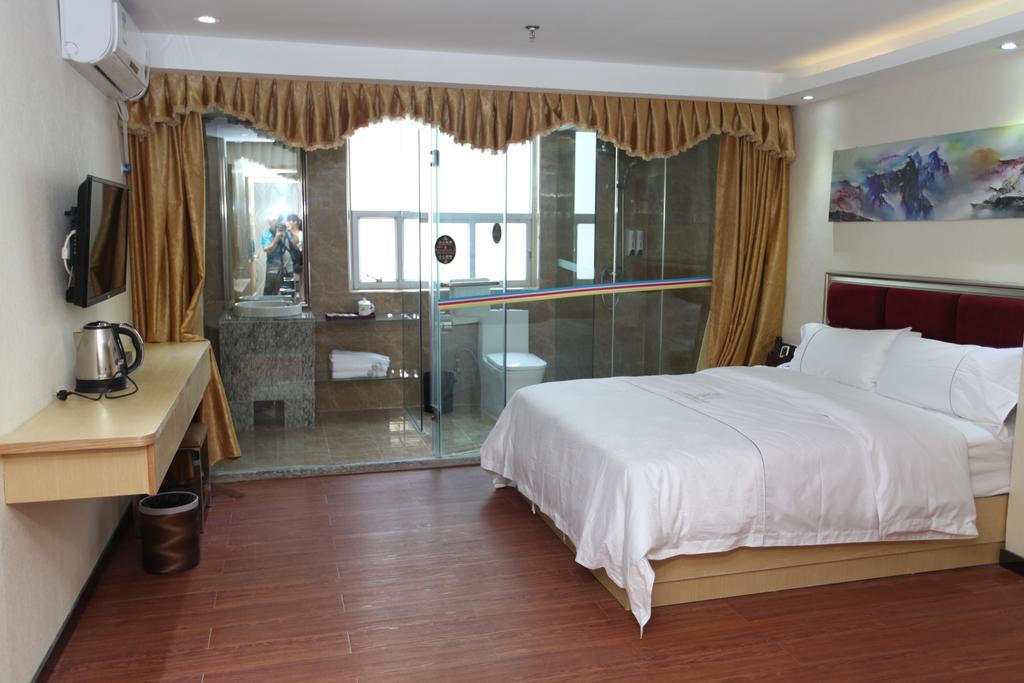 Fangjie Yindu - Pazhou Branch 3*