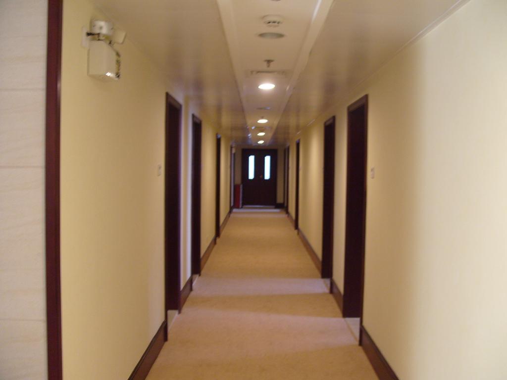 Hotel Shamian 3*