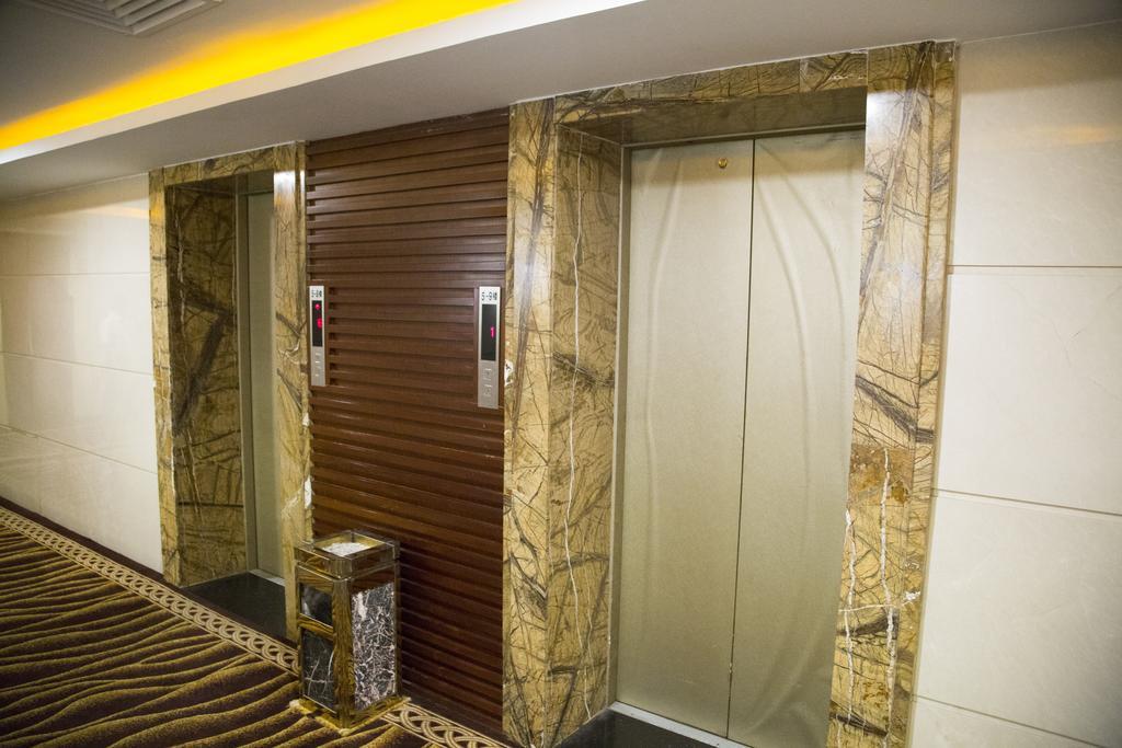 Hotel Long Zhou Grand 4*