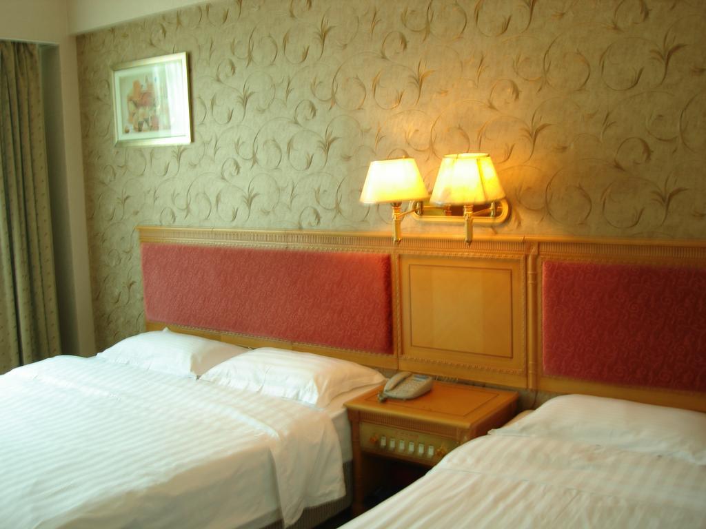 Hotel Lucky 3*