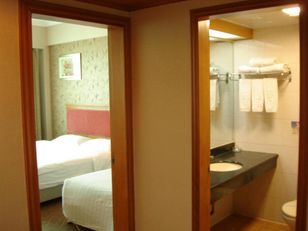 Hotel Lucky 3*