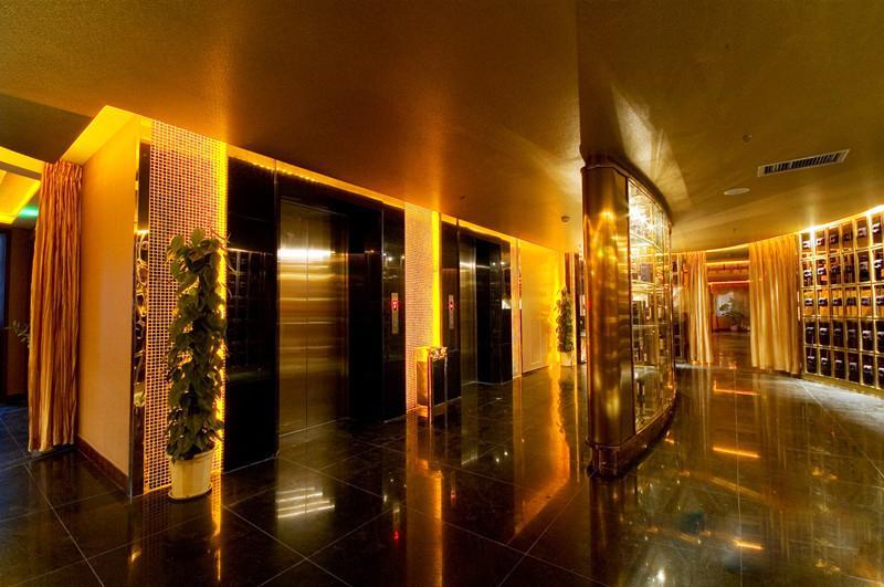 Huadu New Phoenix