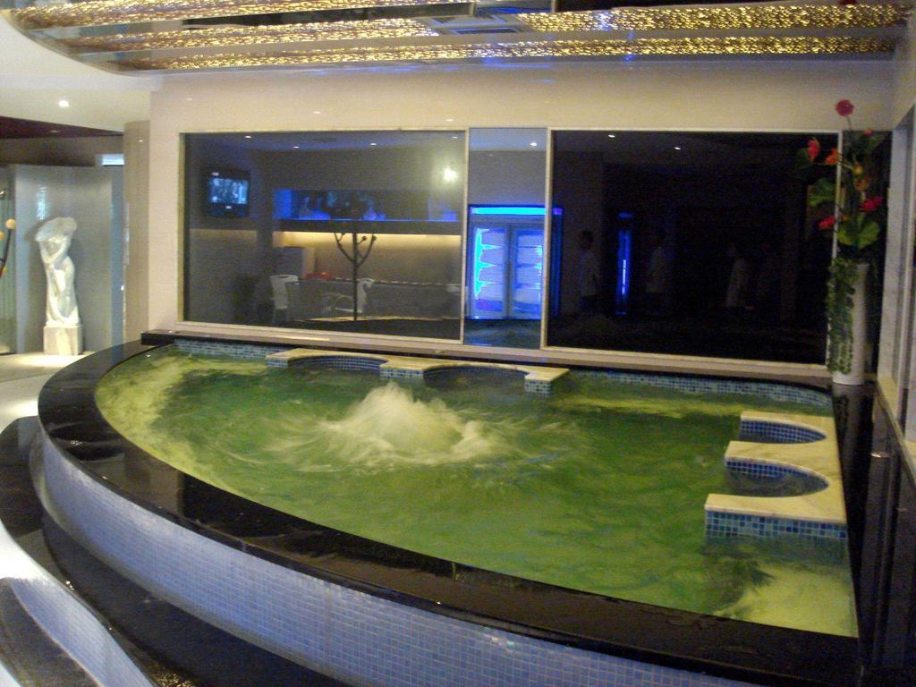 Long Zhou Grand Guangzhou