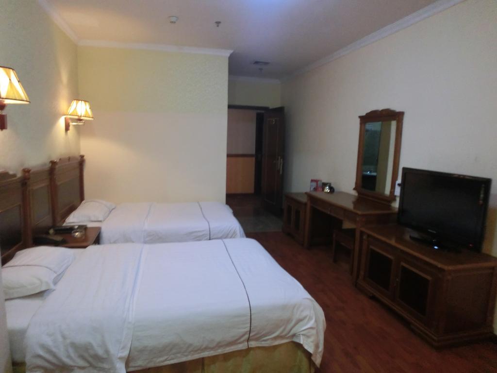 Hotel Jingdu 3*