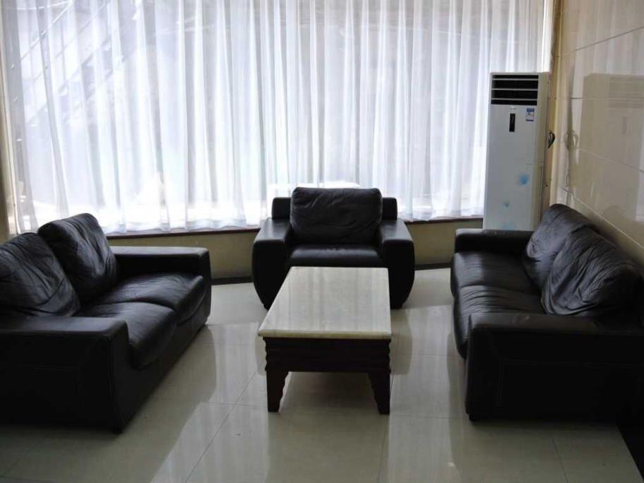 Hotel Zhongshui 2*