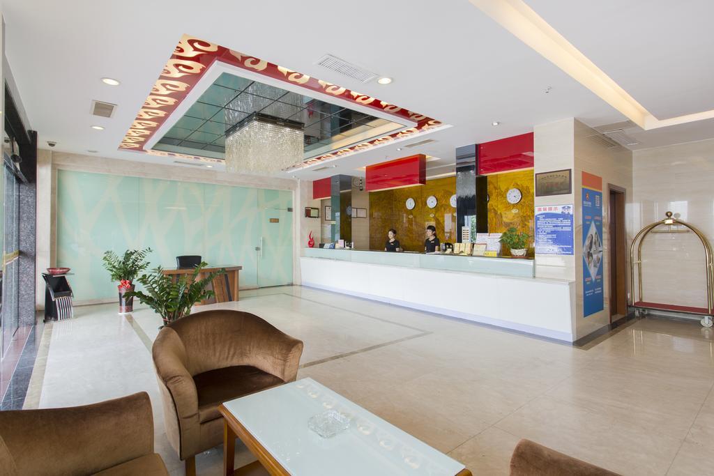Kaiserdom Baiyun Airport-24-hour Airport-free Shuttle Bus Guangzhou