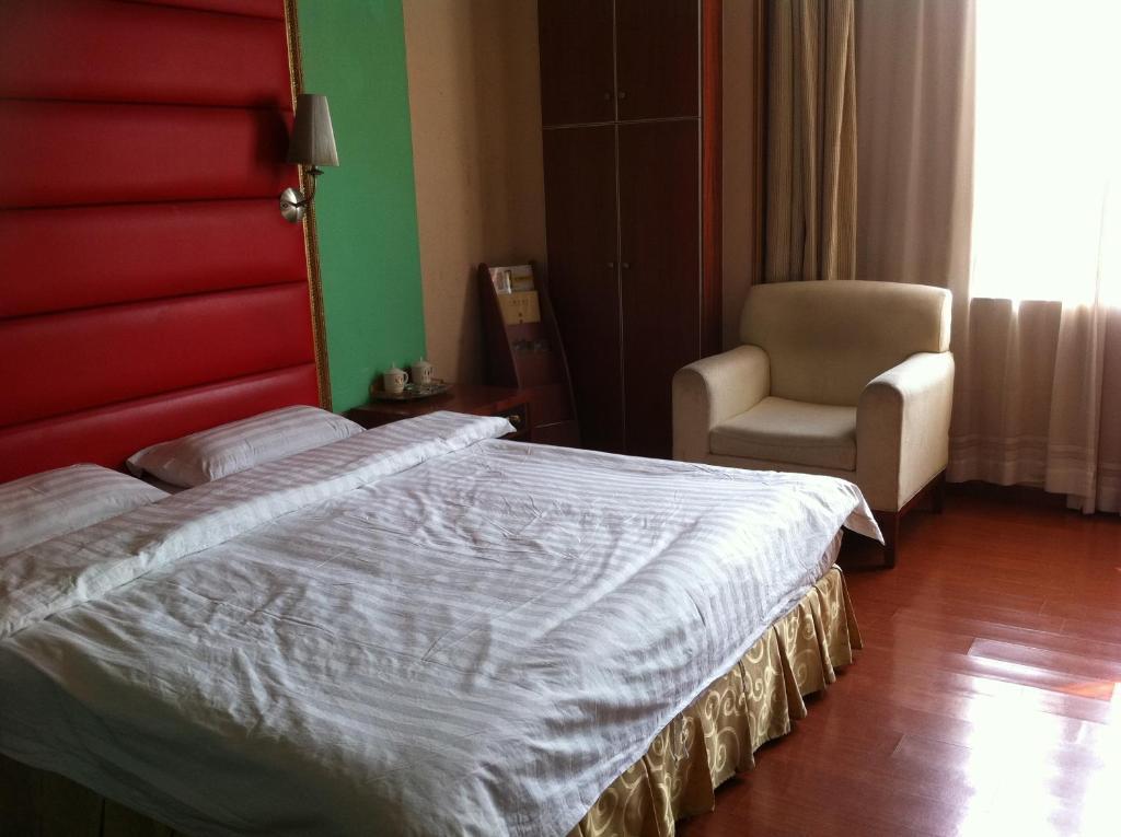 Guangtao Hotel 3*