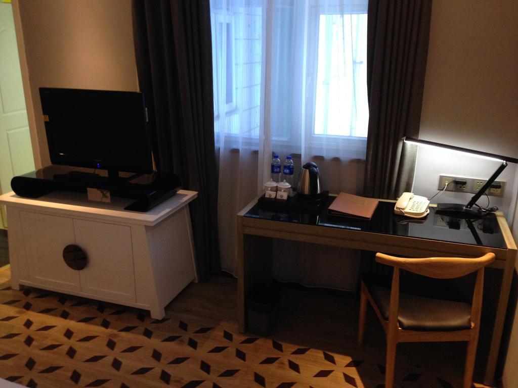 Hotel Paco Hotel-Guangzhou Shipaiqiao Metro Branch 4*
