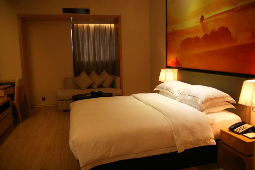 J-hotel Guangzhou
