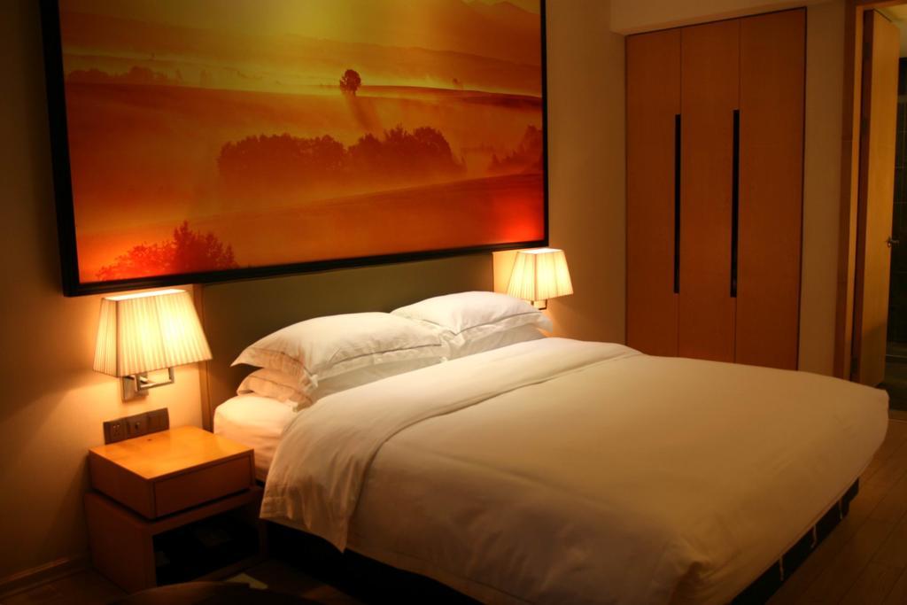 J-hotel