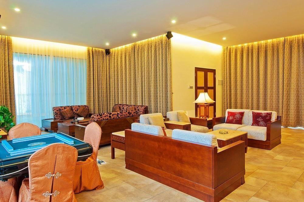 Hotel Grand River