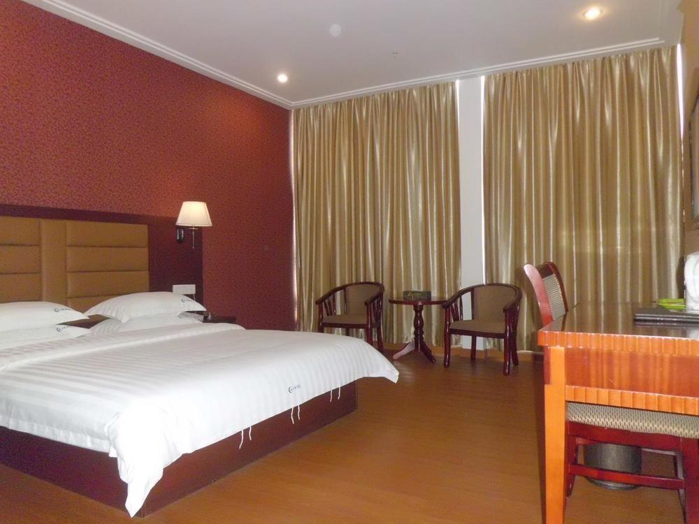 Hotel Baye 3*