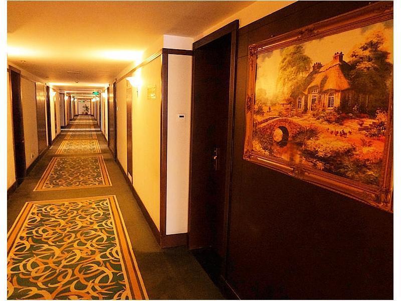 Hotel White Palace 4*