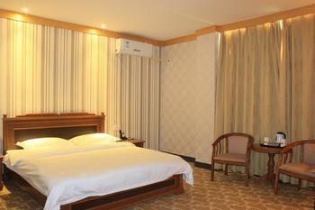 Super 8 Hotel Guangzhou Baiyun Airport Subway Station Inn Hotel