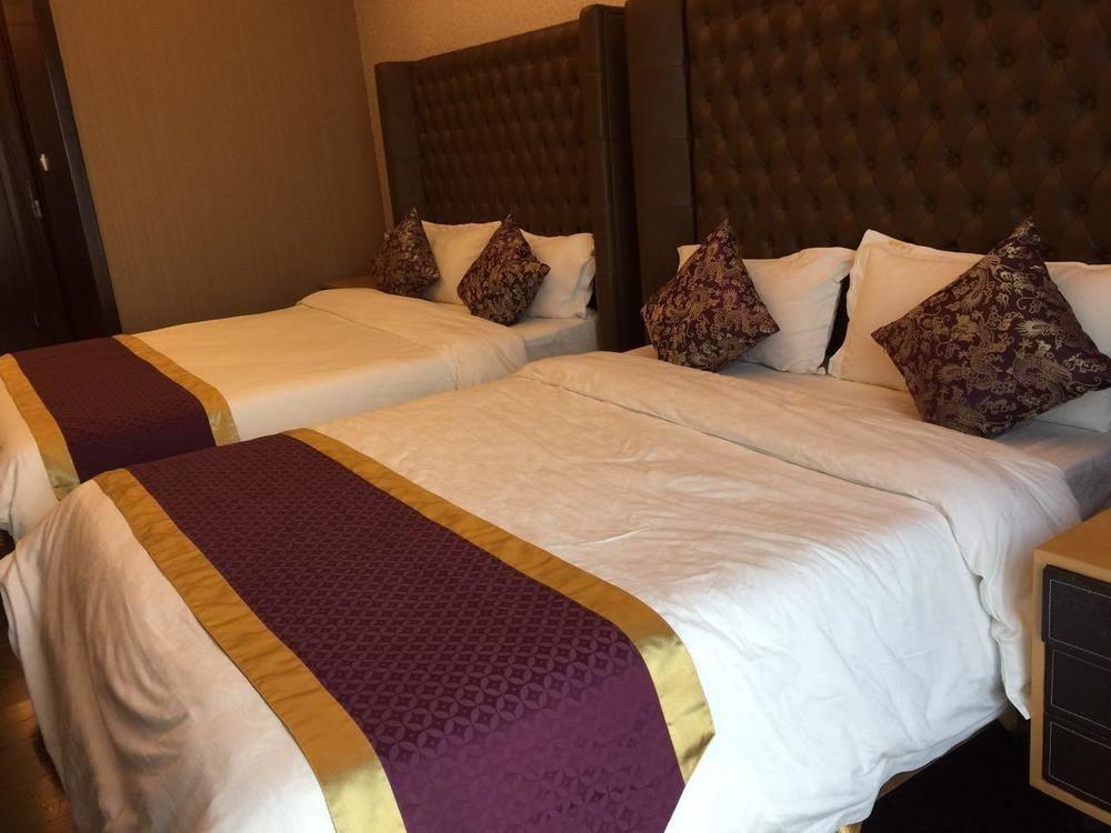 Tamrac International Apartment