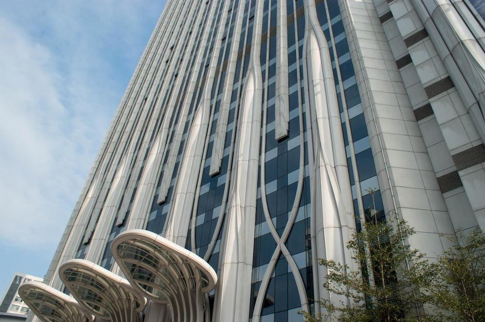 Tamrac International Apartment