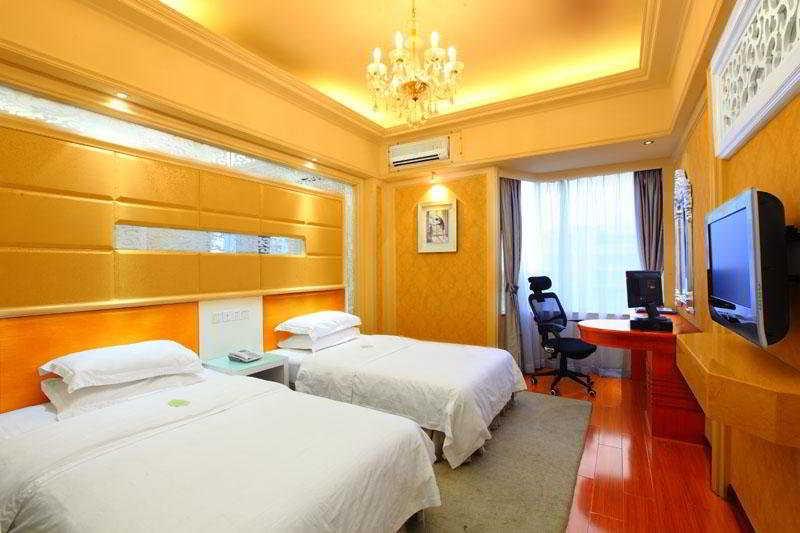 Hotel Bluesky