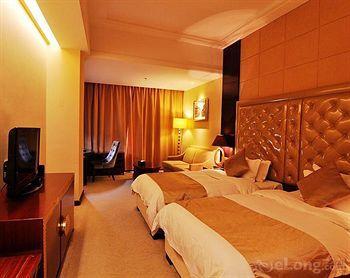 Yue Xiu Hotel 4*
