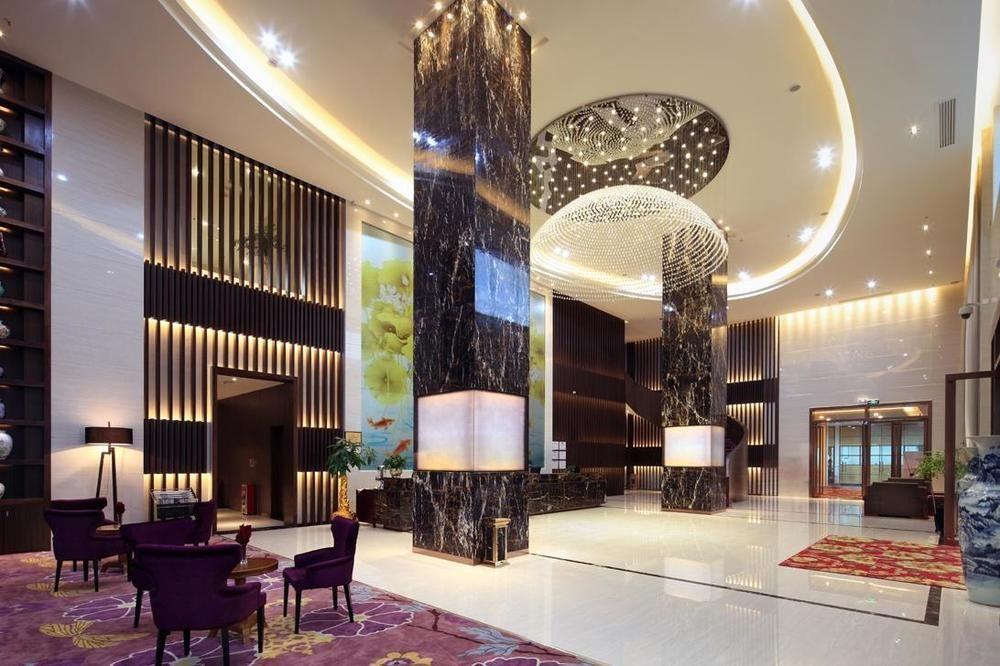 Star World Hotel