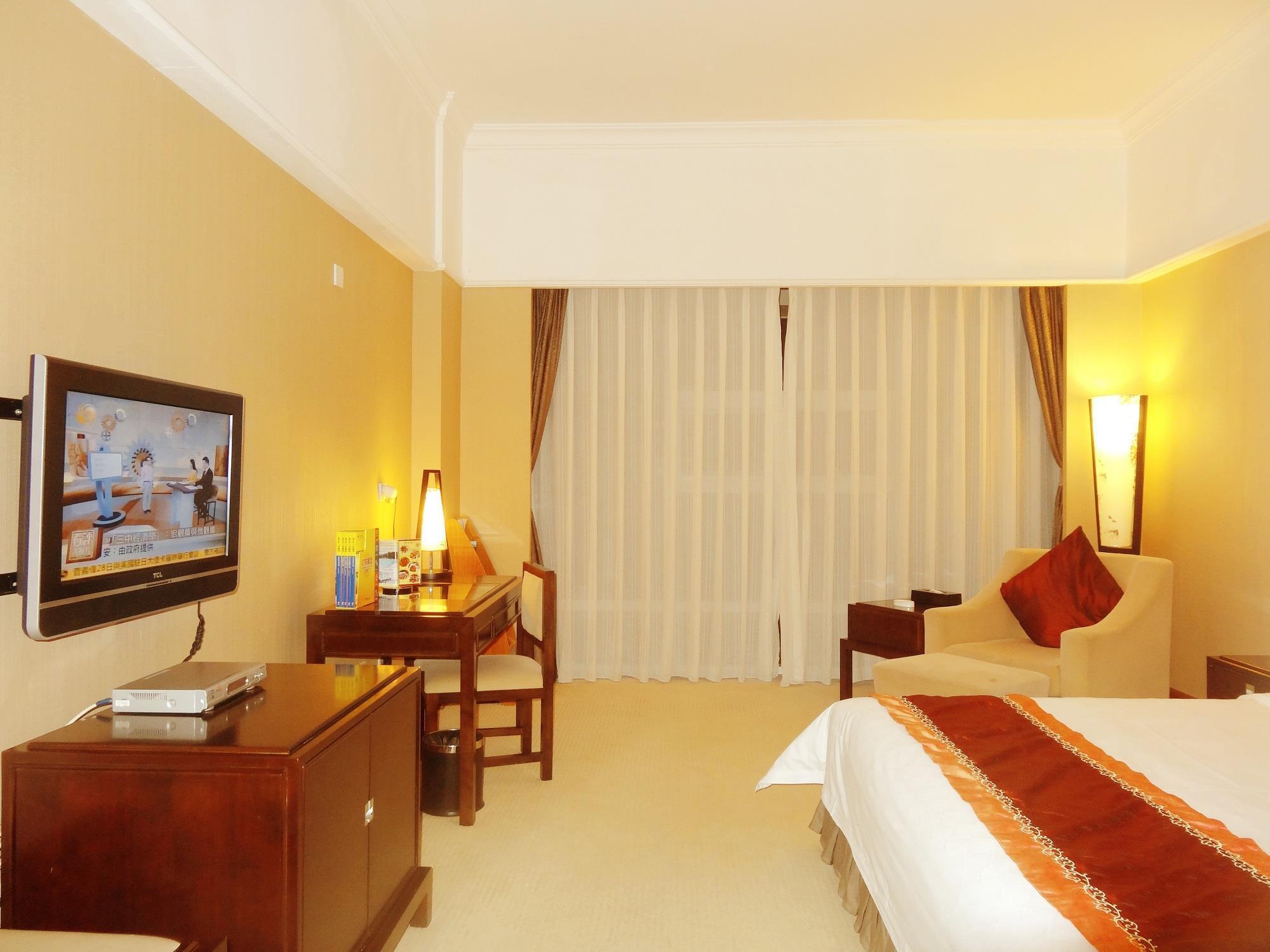 Town International 4*