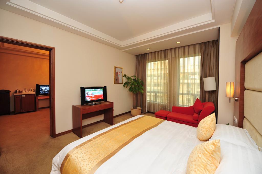 Ramada Plaza Hotel Guangzhou