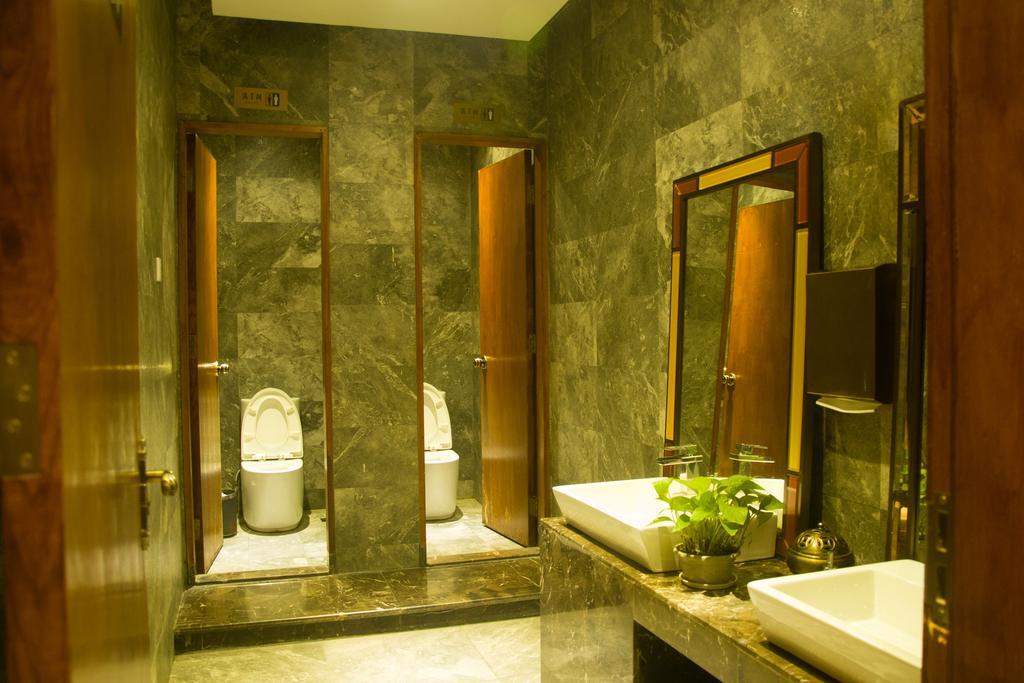 Hotel James Joyce Coffetel Tianhe North Tianrun Road 3*
