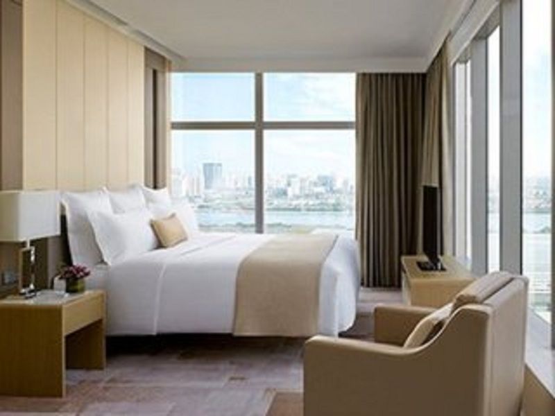 Hotel Langham Place - Walking Distance To Fair & Overseas Buyers Registration Service