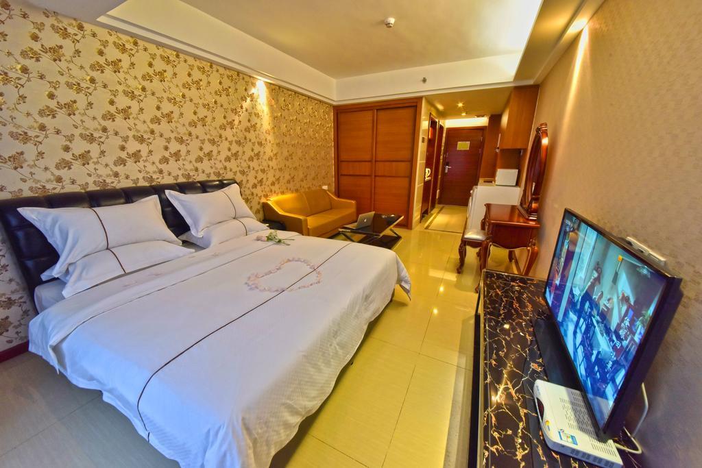 East International Apartment Yi De Road Metro Station Branch Apartment *