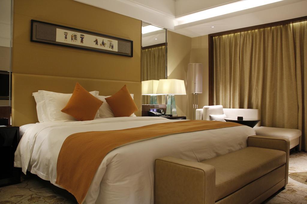 Swissotel 5*