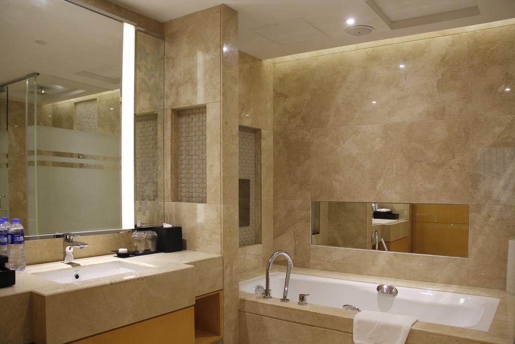 Swissotel Hotel 5*