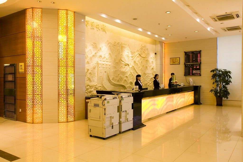Holiday Villa Hotel