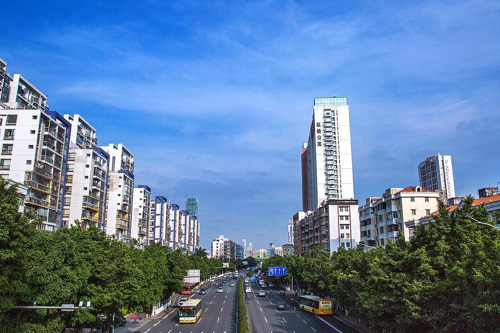 Longqiang International Apartment Guangzhou