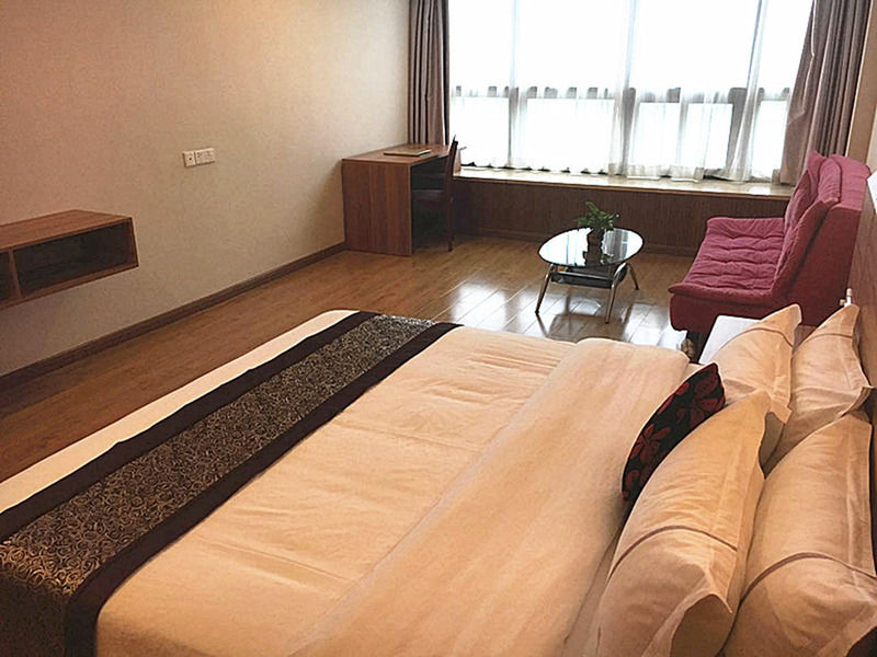 Hotel Chuanghui Business 3*
